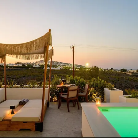 Safrani Hotell Fira (Santorini)