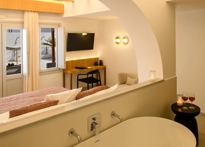 Safrani Hotel Karterados (Santorini)