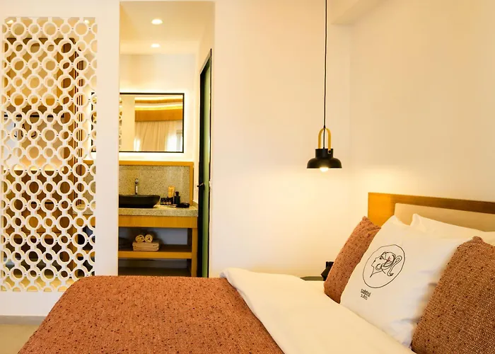 Safrani Karterados (Santorini)