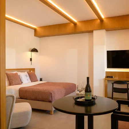 Hotel Safrani Fira (Santorini)
